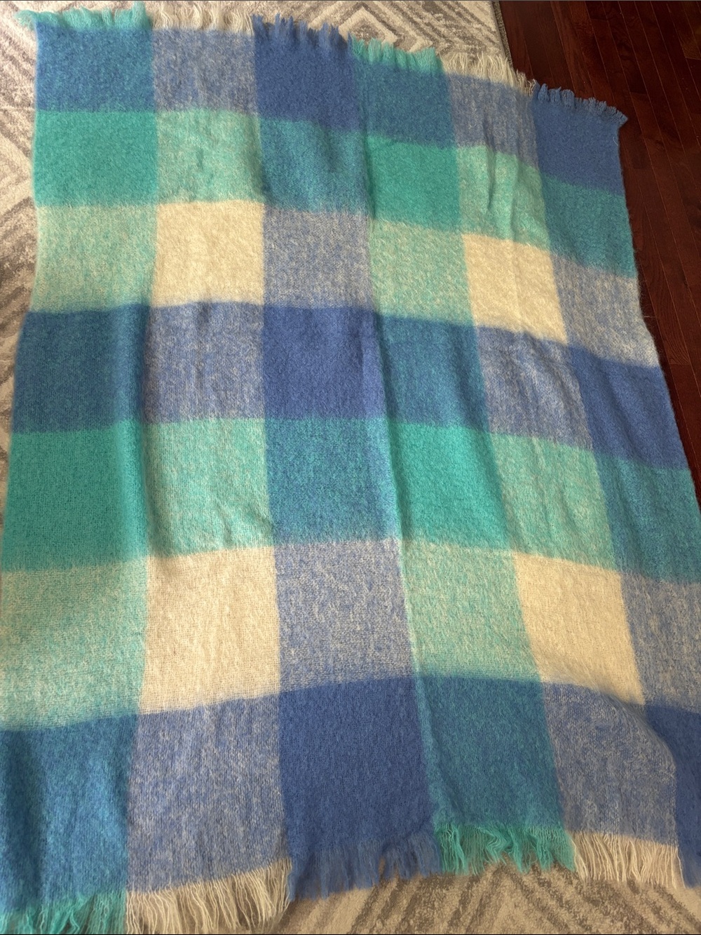 NWT 71” x 52” Avoca 70% mohair 30 % Wool Throw Blanket made in Ireland